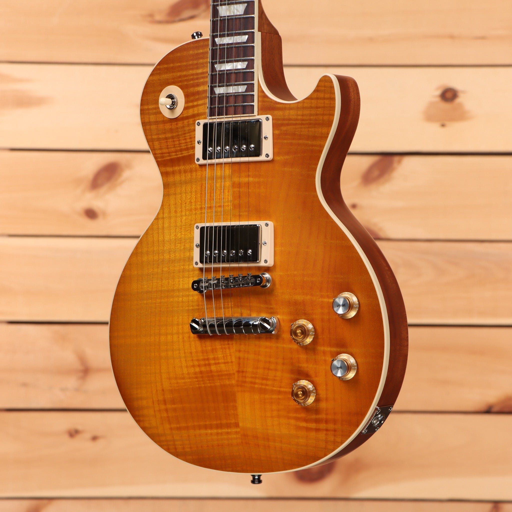 Pre-owned Gibson Kirk Hammett Greeny Les Paul Standard electric guitar Greeny Burst with dual humbucker pickups