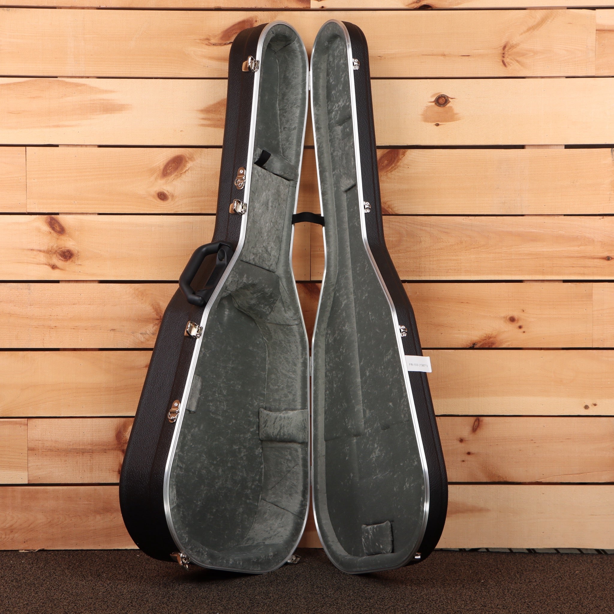 Furch Red Pure GCLc classical guitar case natural finish with gray plush interior