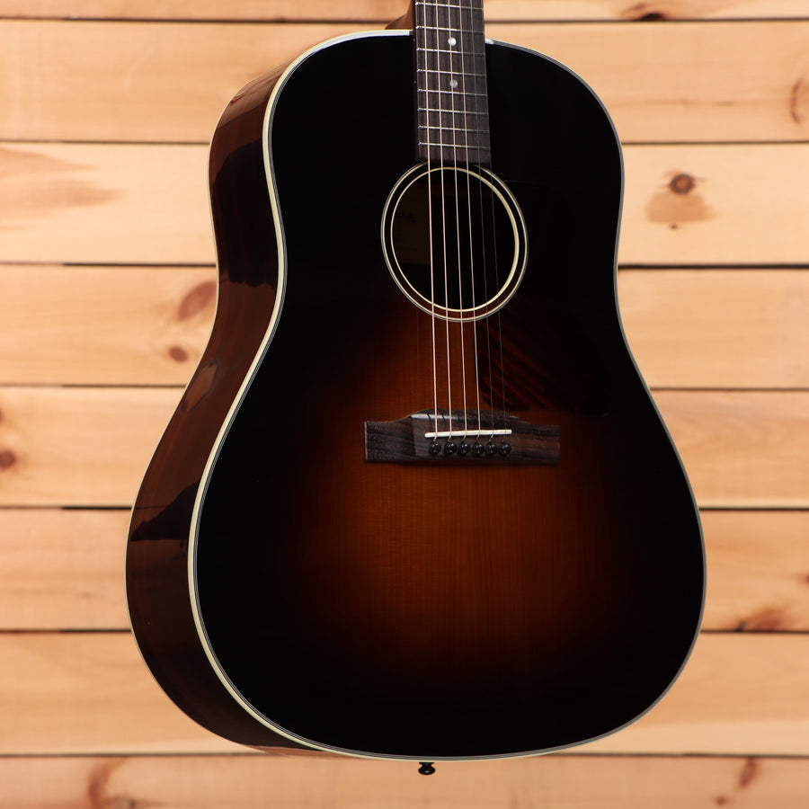 Eastman E20SSTC dreadnought acoustic guitar sunburst finish with white binding and rosewood fretboard