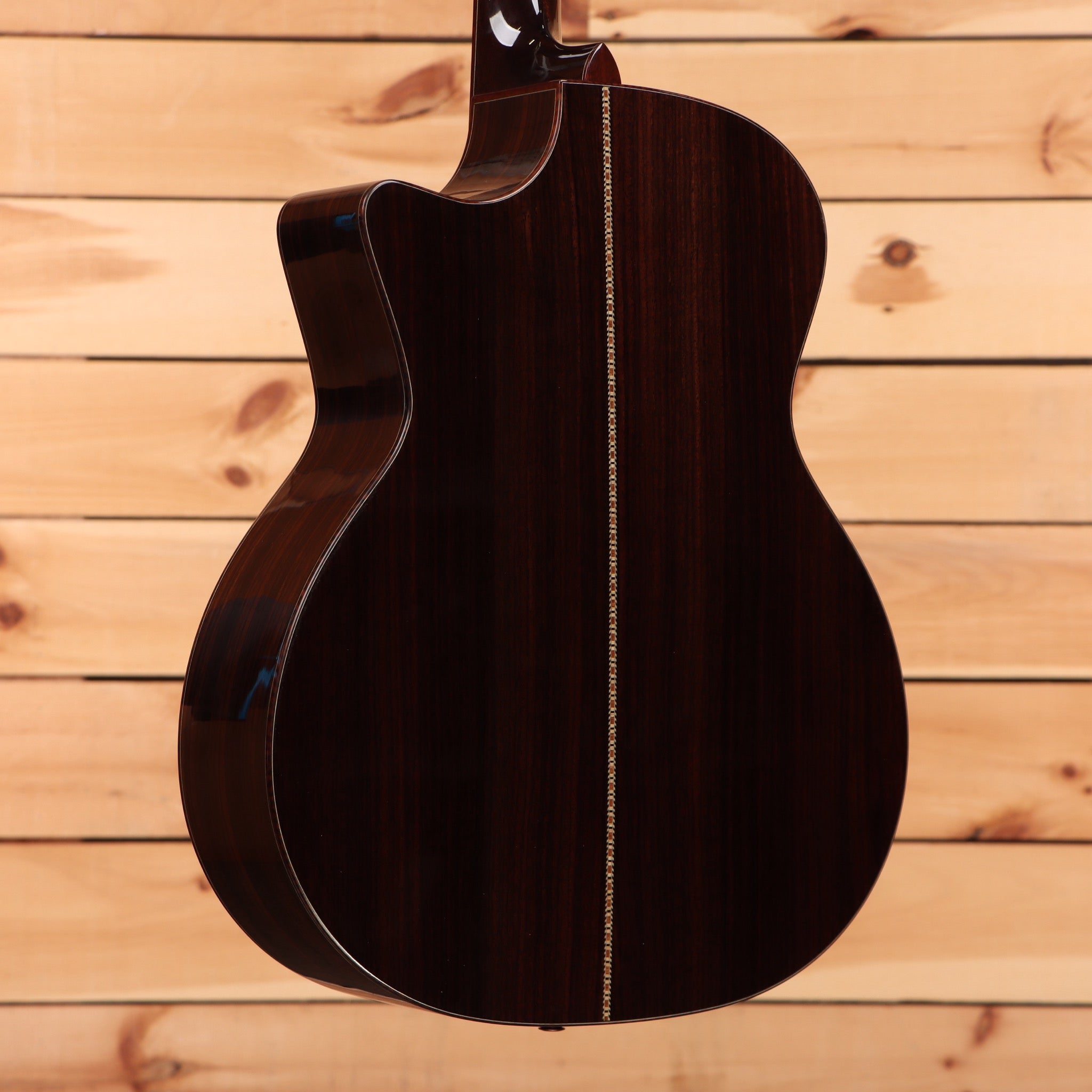 Eastman AC922CE acoustic guitar natural finish with cutaway and bound body