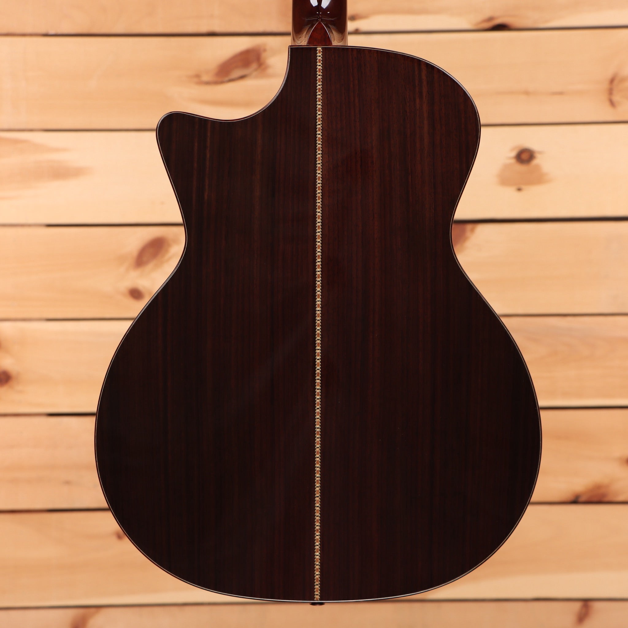 Eastman AC922CE natural acoustic guitar with cutaway and dotted center stripe binding