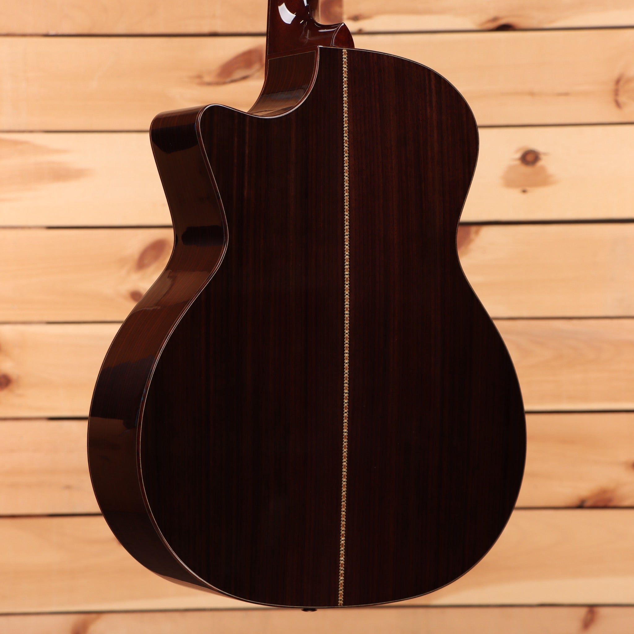 Eastman AC922CE natural acoustic guitar with cutaway and center stripe binding