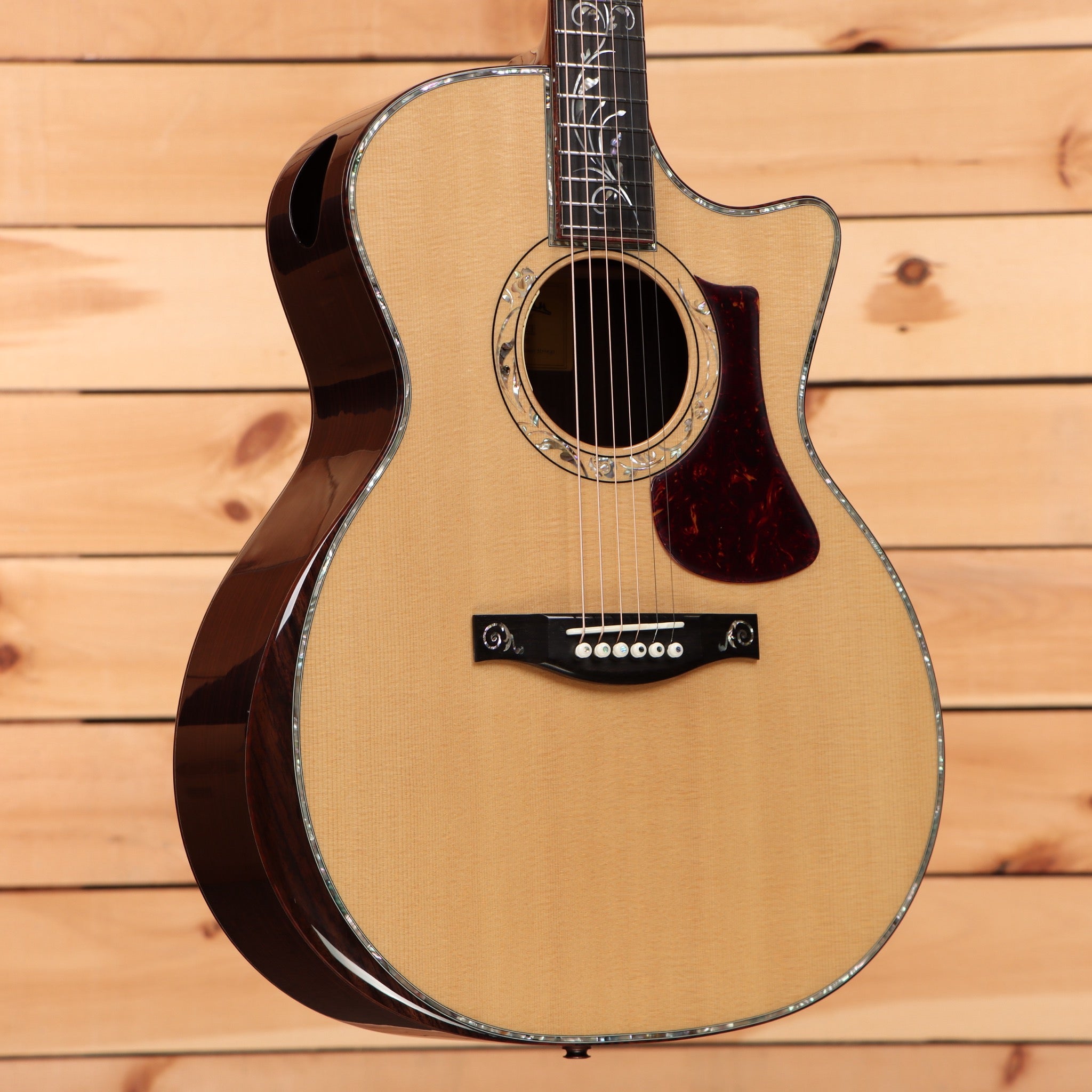 Eastman AC922CE natural acoustic guitar with venetian cutaway and abalone rosette binding
