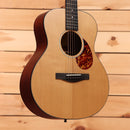 Eastman ACTG1 acoustic guitar natural finish with tortoiseshell pickguard