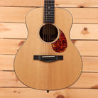 Eastman ACTG1 concert acoustic guitar natural finish with tortoiseshell pickguard