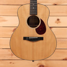 Eastman AC3G2EDL-X dreadnought acoustic guitar natural finish with tortoiseshell pickguard