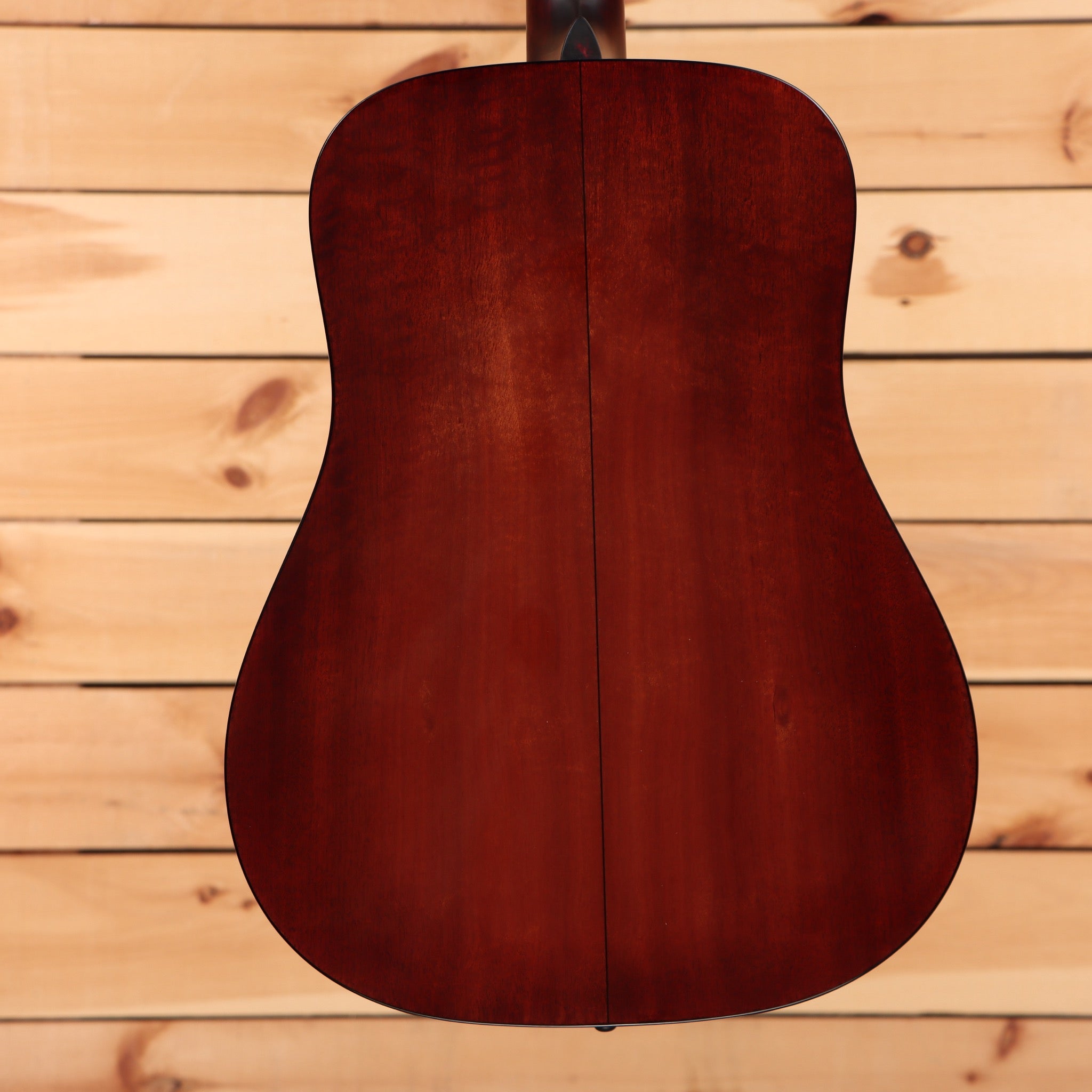 Eastman E10DTC dreadnought acoustic guitar natural finish with darkened body and center seam detail