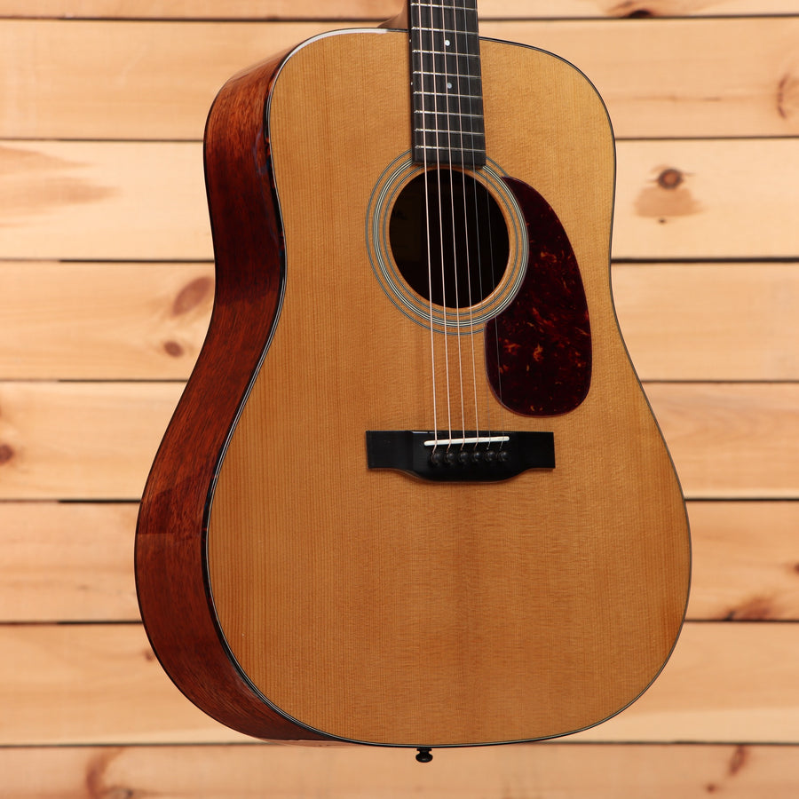 Eastman E10DTC dreadnought acoustic guitar natural finish with mahogany back and sides