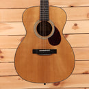 Eastman E10OM-TC acoustic guitar natural finish with rosewood back and sides