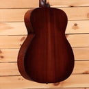 Eastman E10OM-TC dreadnought acoustic guitar natural finish with solid wood construction