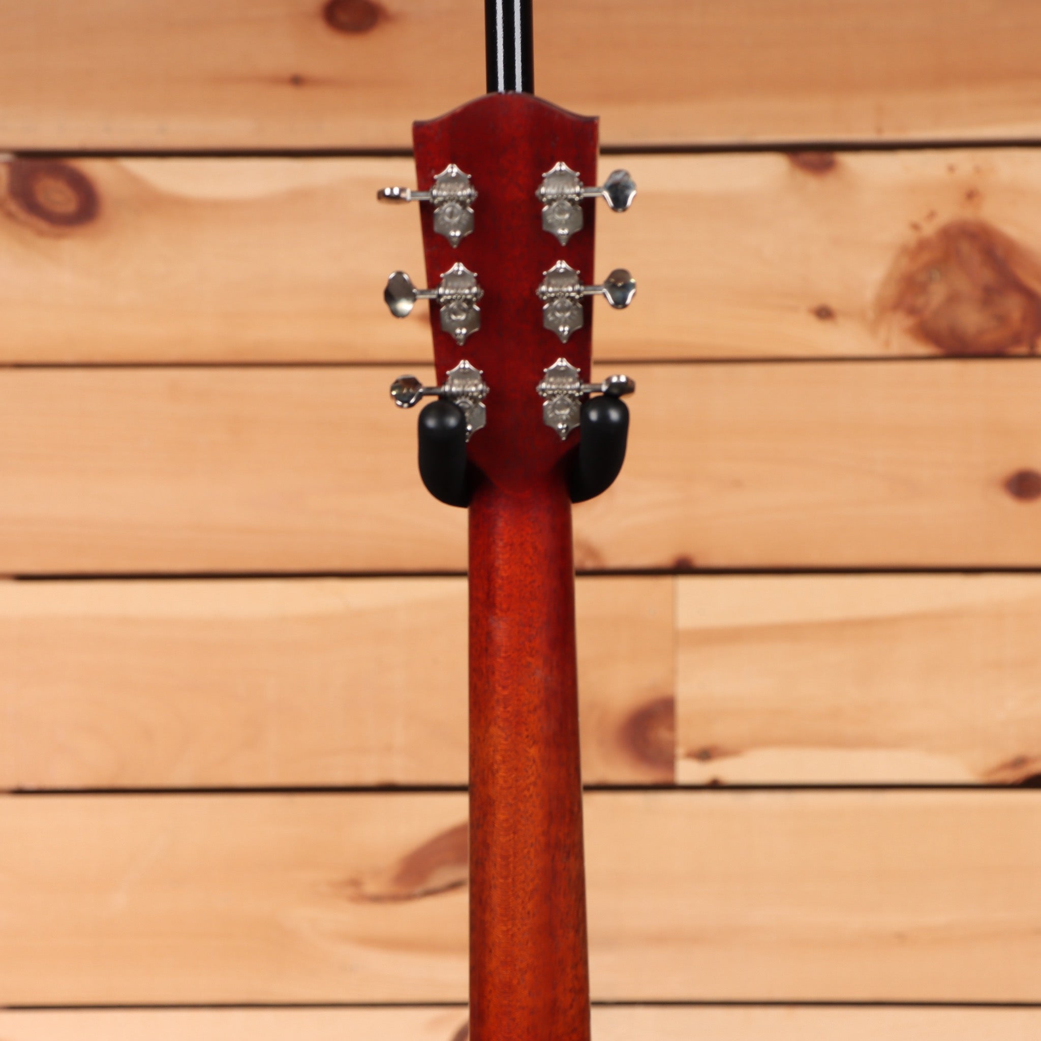 Eastman E10OO SSV antique classic acoustic guitar with slotted headstock tuning machines
