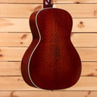 Eastman E10OO SSV classic acoustic guitar antique finish with striped spruce top and mahogany back