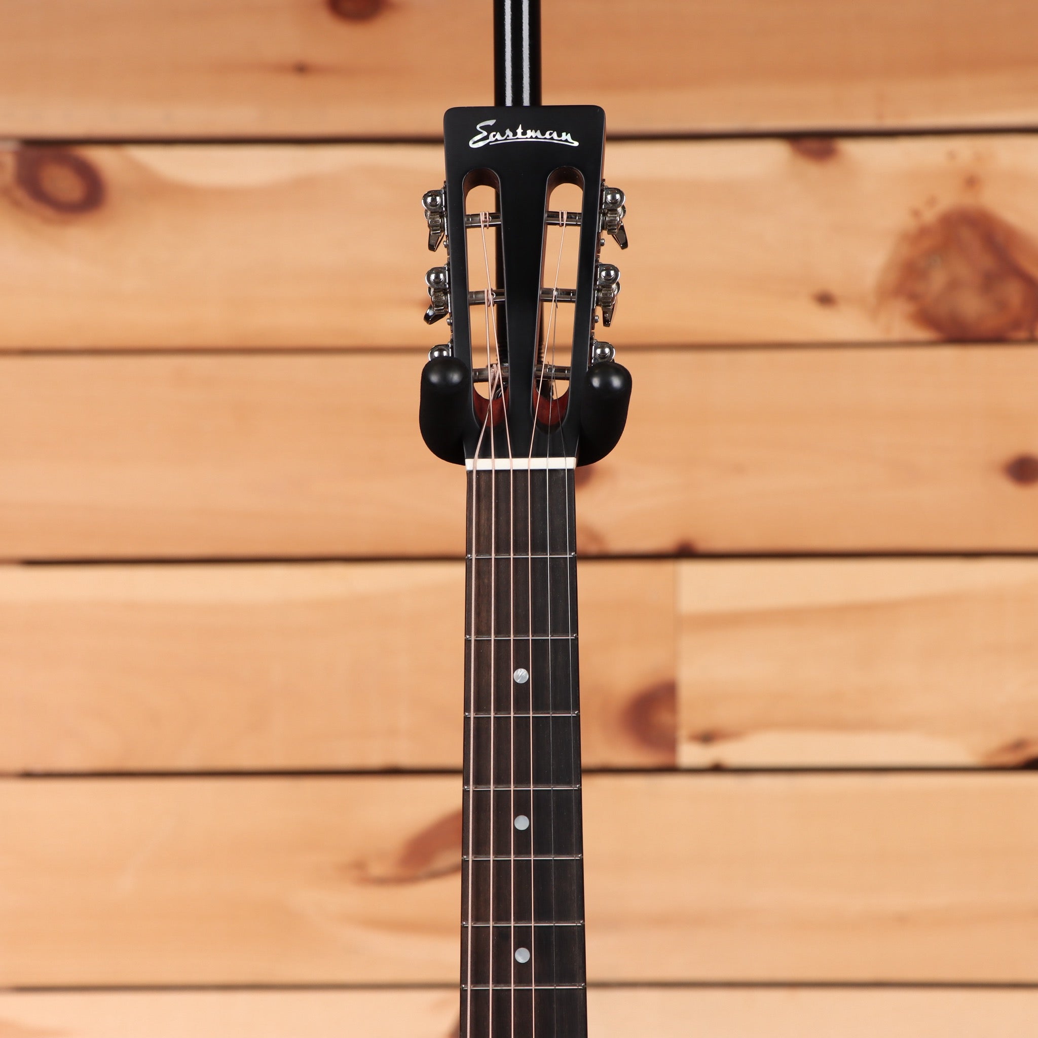 Eastman E10PTC classical acoustic guitar natural finish with rosewood fretboard