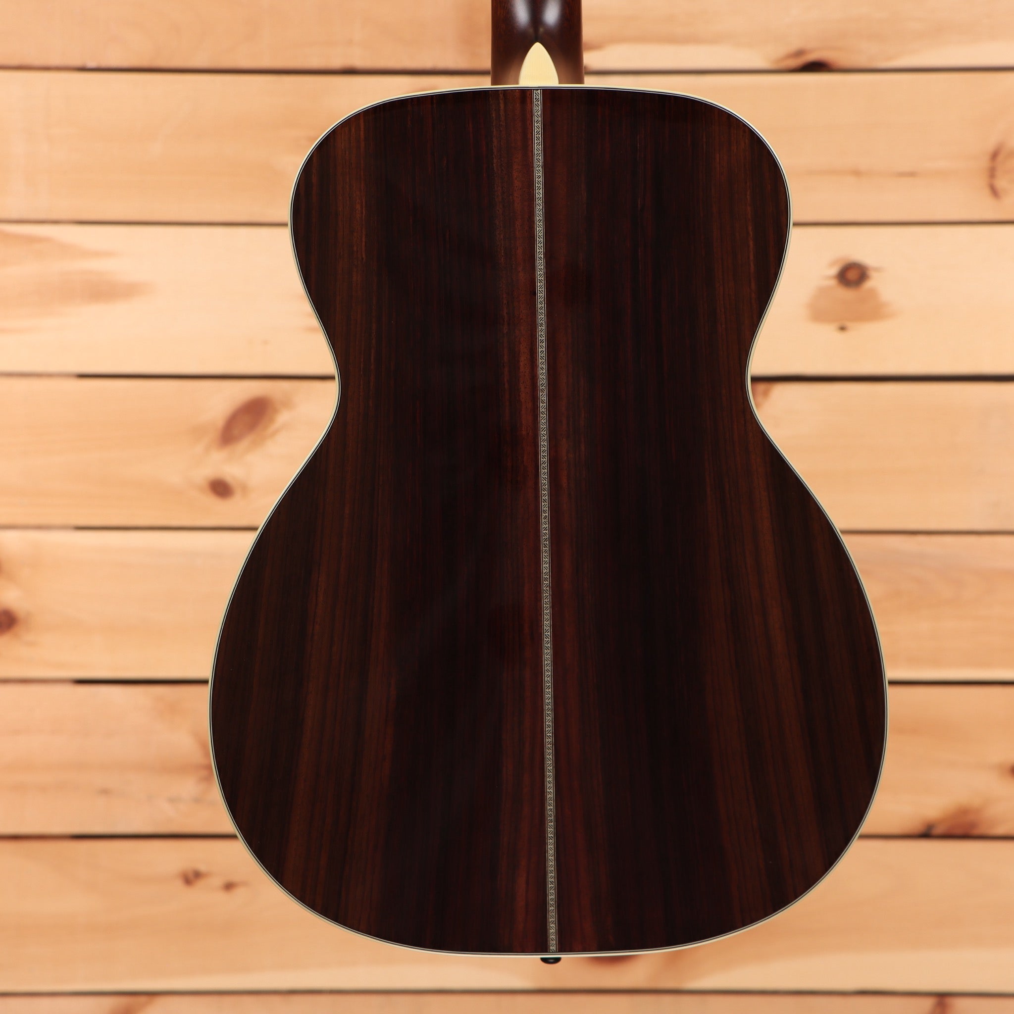 Eastman E20OM-TC dreadnought acoustic guitar natural finish with rosewood back and sides