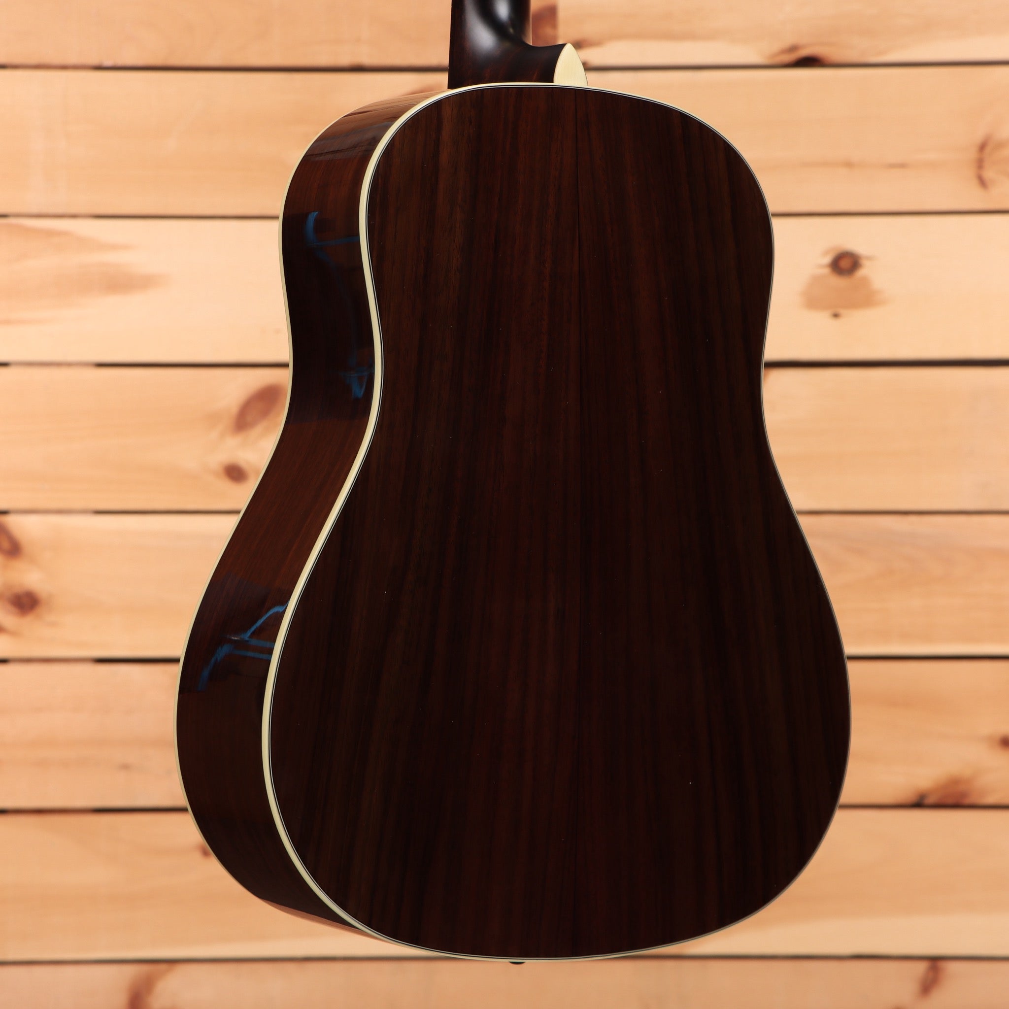 Eastman E20SS dreadnought acoustic guitar sunburst finish with cream binding