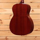 Eastman E2OM Deluxe acoustic guitar dreadnought sunburst finish with solid wood construction