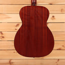 Eastman E2OM Deluxe acoustic guitar dreadnought sunburst finish with mahogany back