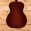 Eastman E6OMTC acoustic guitar natural finish with dreadnought body shape and rosewood back
