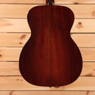 Eastman E6OMTC acoustic guitar natural finish with dreadnought body shape and rosewood back