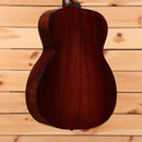 Eastman E6OMTC natural acoustic guitar dreadnought with dark mahogany back and sides