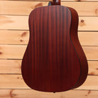 Eastman PCH1D dreadnought acoustic guitar natural finish with vertical wood grain detail