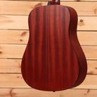 Eastman PCH1D dreadnought acoustic guitar natural finish with vertical grain pattern