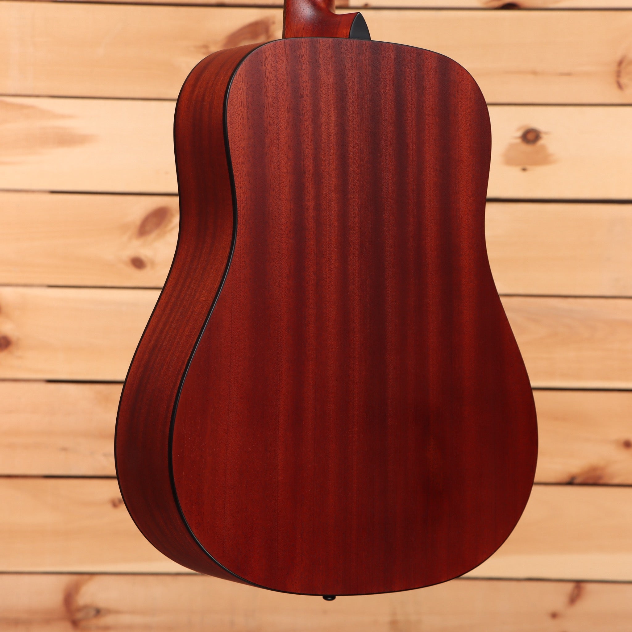 Eastman PCH1D dreadnought acoustic guitar natural finish with bound body edges