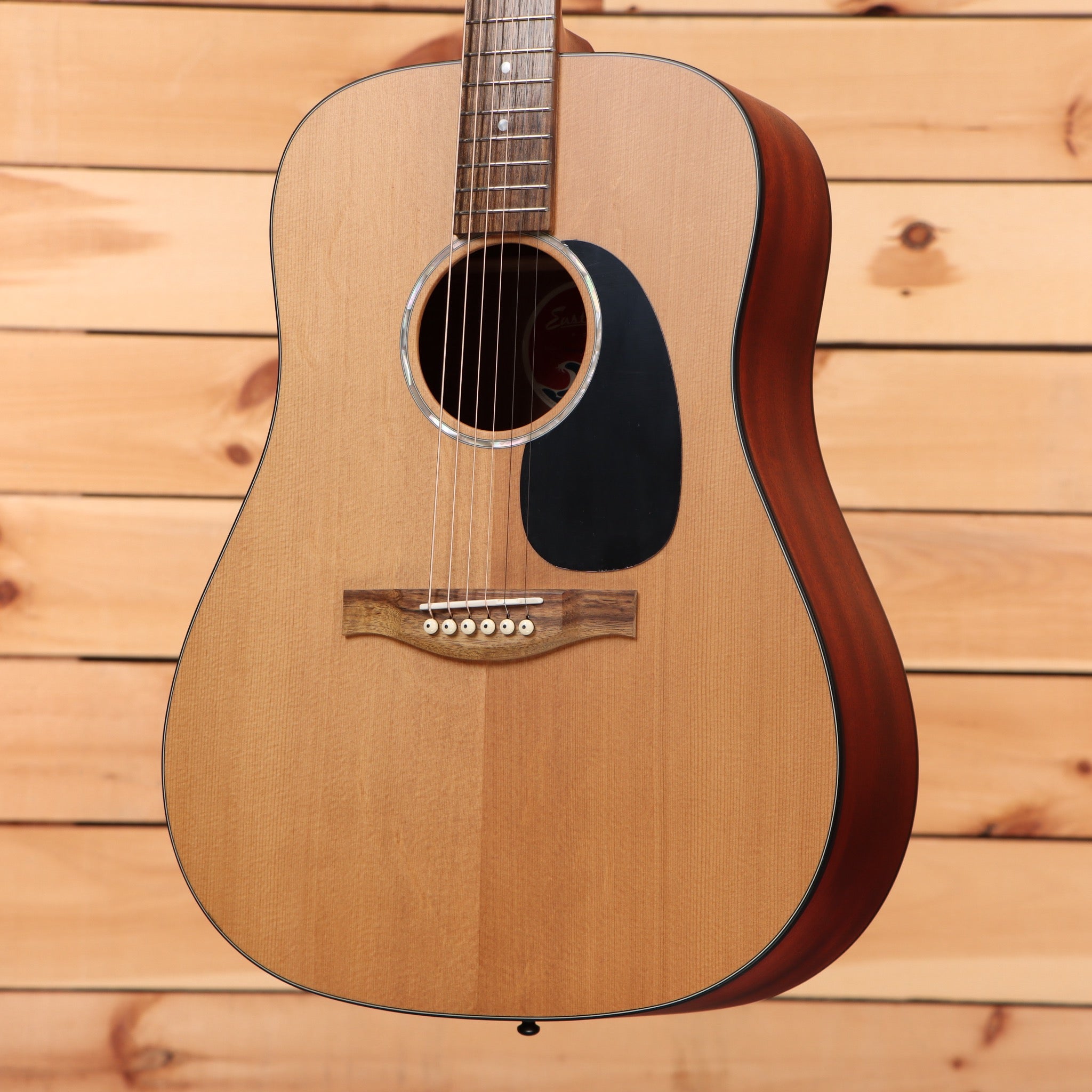 Eastman PCH1D dreadnought acoustic guitar natural finish with black pickguard