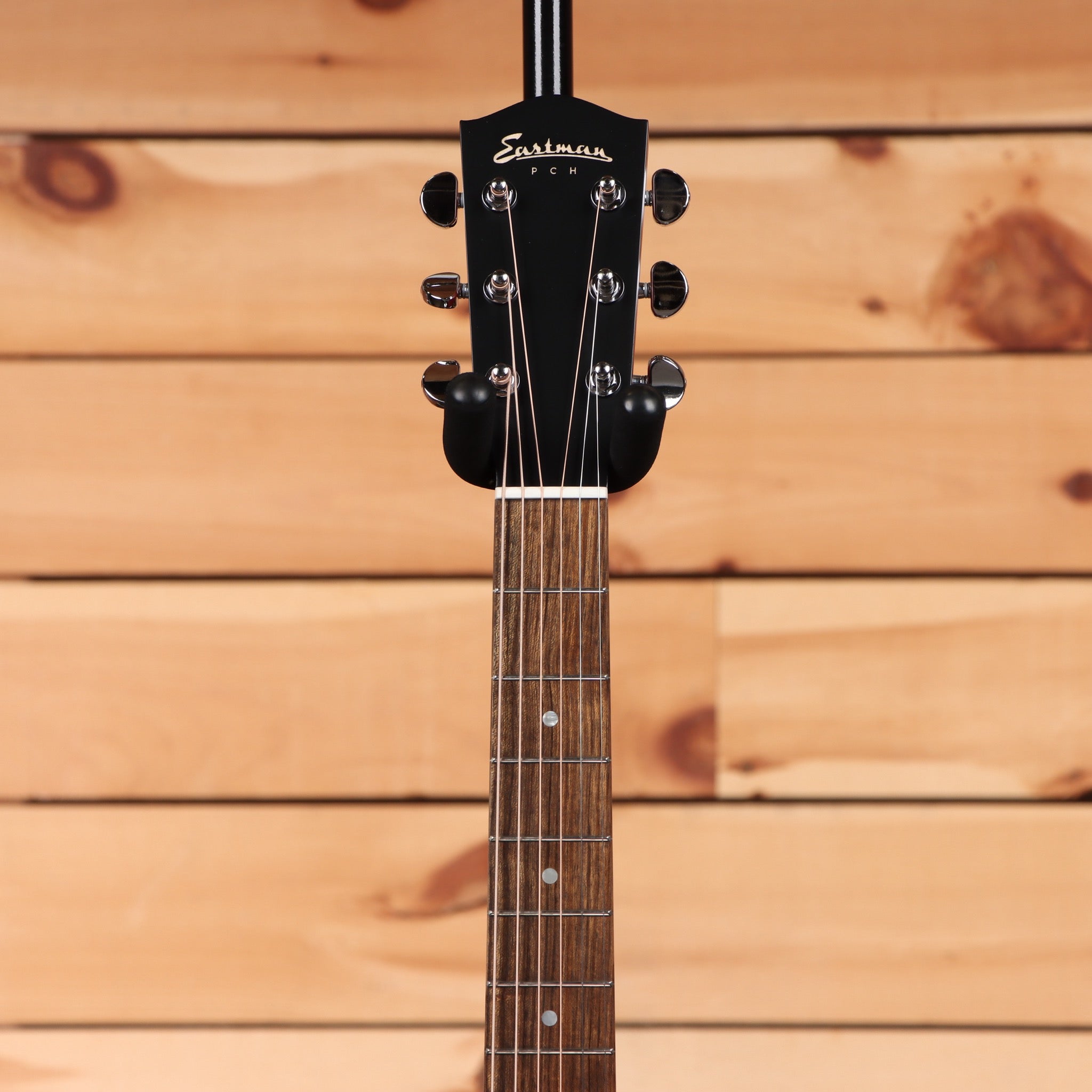 Eastman PCH1D acoustic-electric parlor guitar natural finish with rosewood fretboard