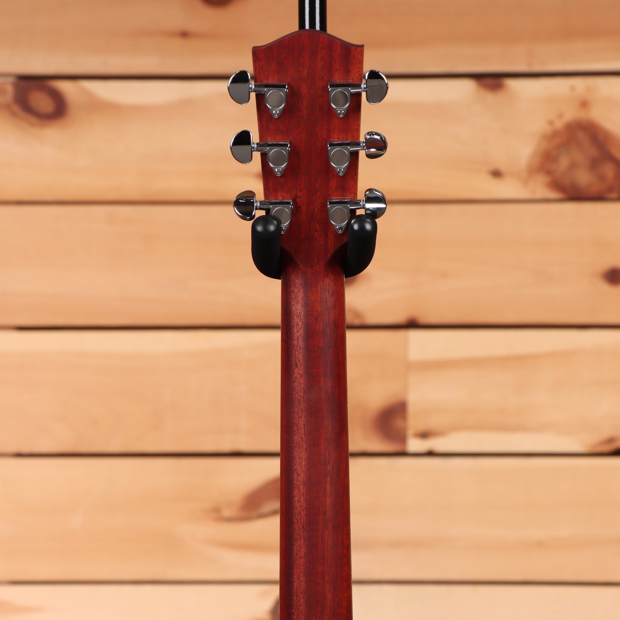 Eastman PCH1D natural acoustic guitar with chrome tuning machines and black endpin