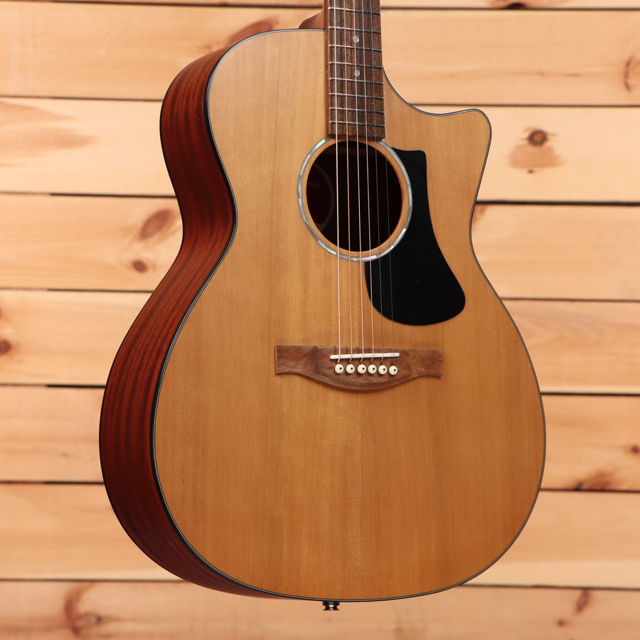 Eastman PCH1-GACE Grand Auditorium acoustic-electric guitar natural finish with venetian cutaway