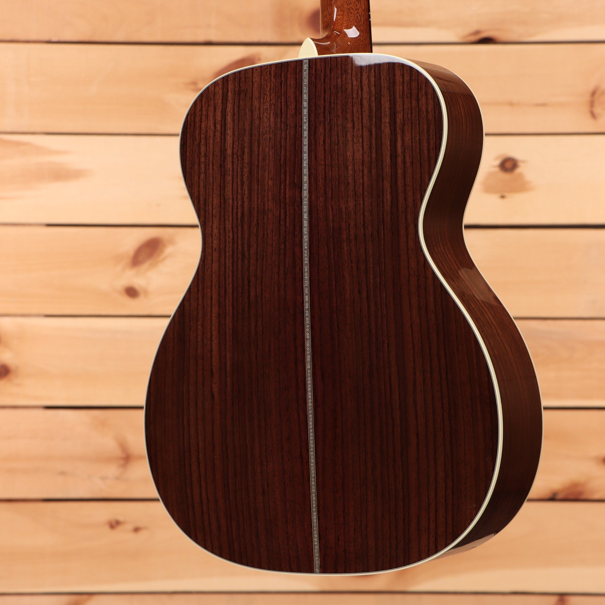 Martin Limited 000EC 30th Anniversary acoustic guitar Antique Toner with cream binding and rosewood back
