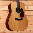Eastman E1D Deluxe dreadnought acoustic guitar natural finish with tortoiseshell pickguard