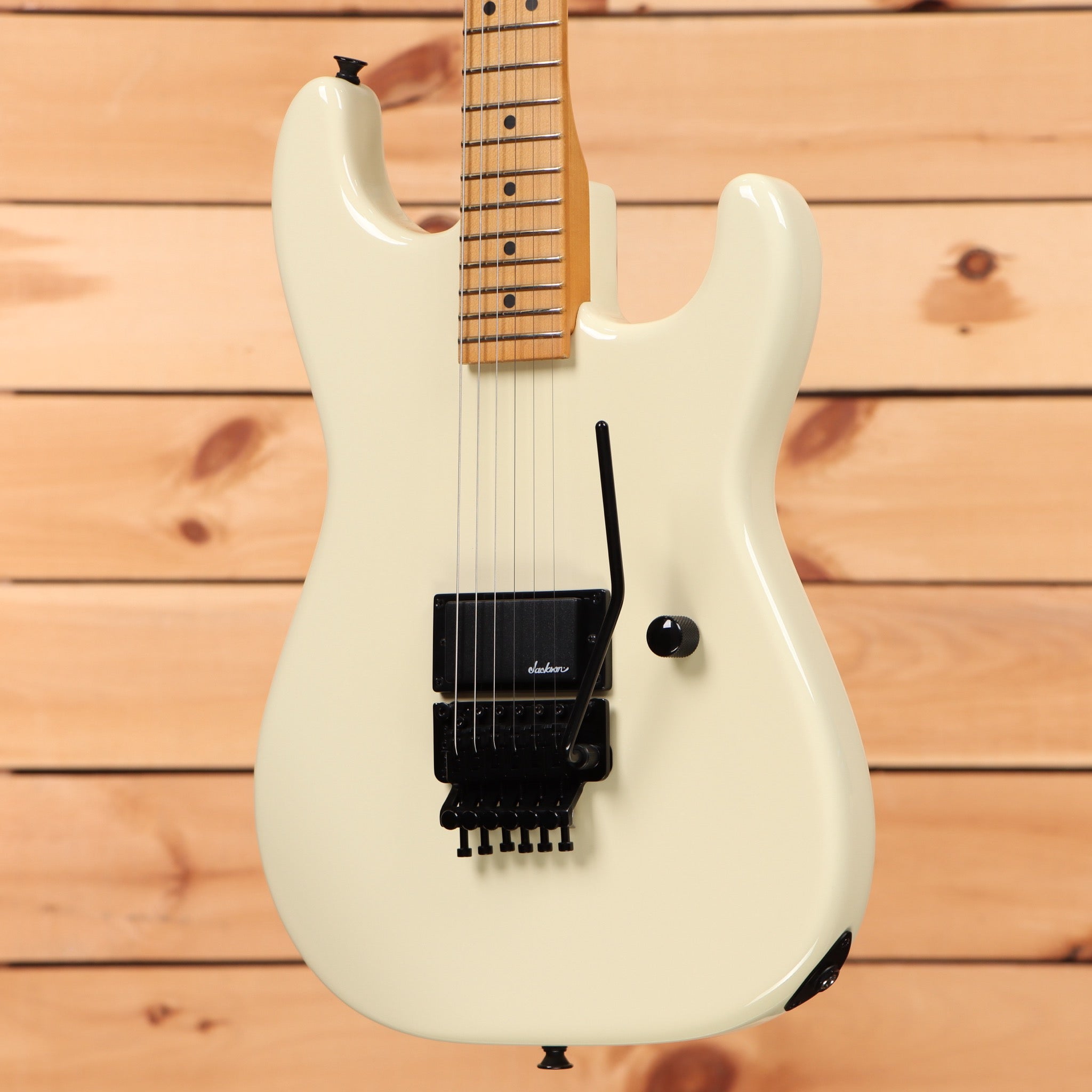 Jackson Pro Origins 1985 San Dimas SD1A electric guitar Vanilla Shake with Floyd Rose tremolo system