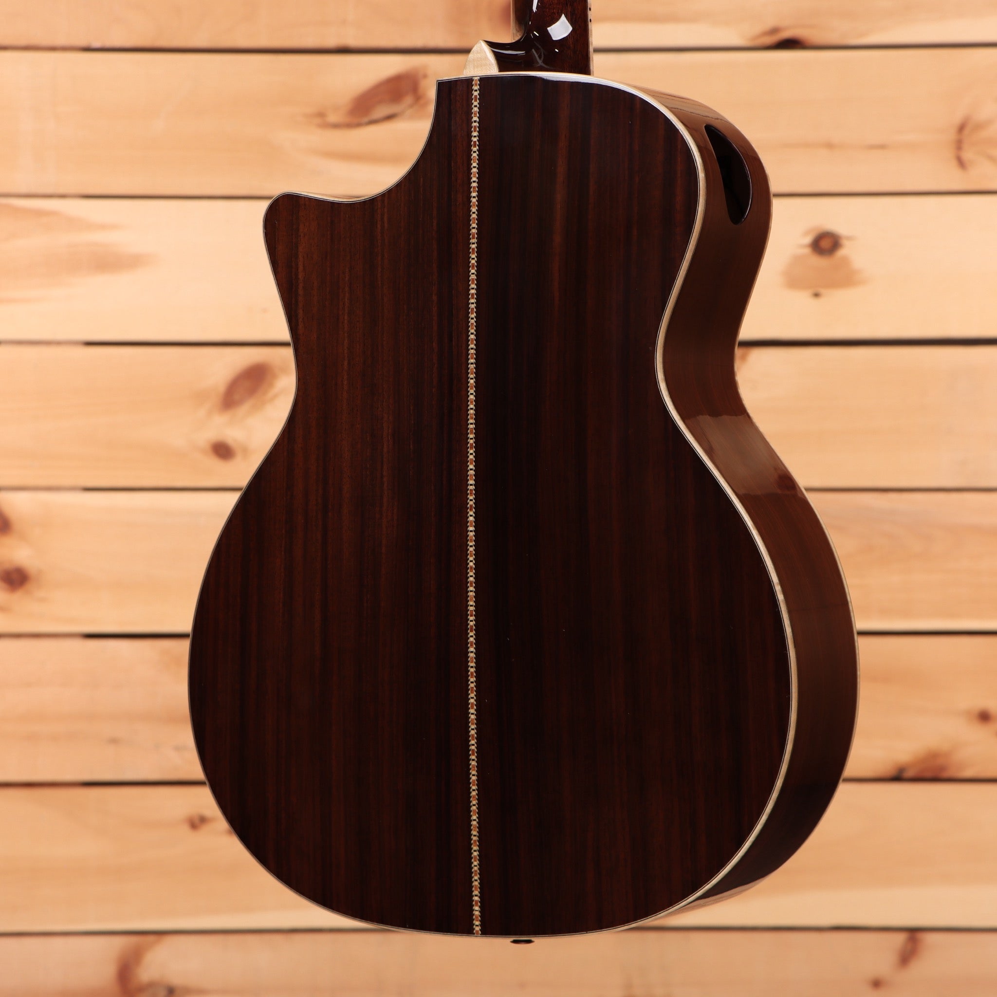 Eastman AC822CE acoustic guitar natural finish with white binding and cutaway body