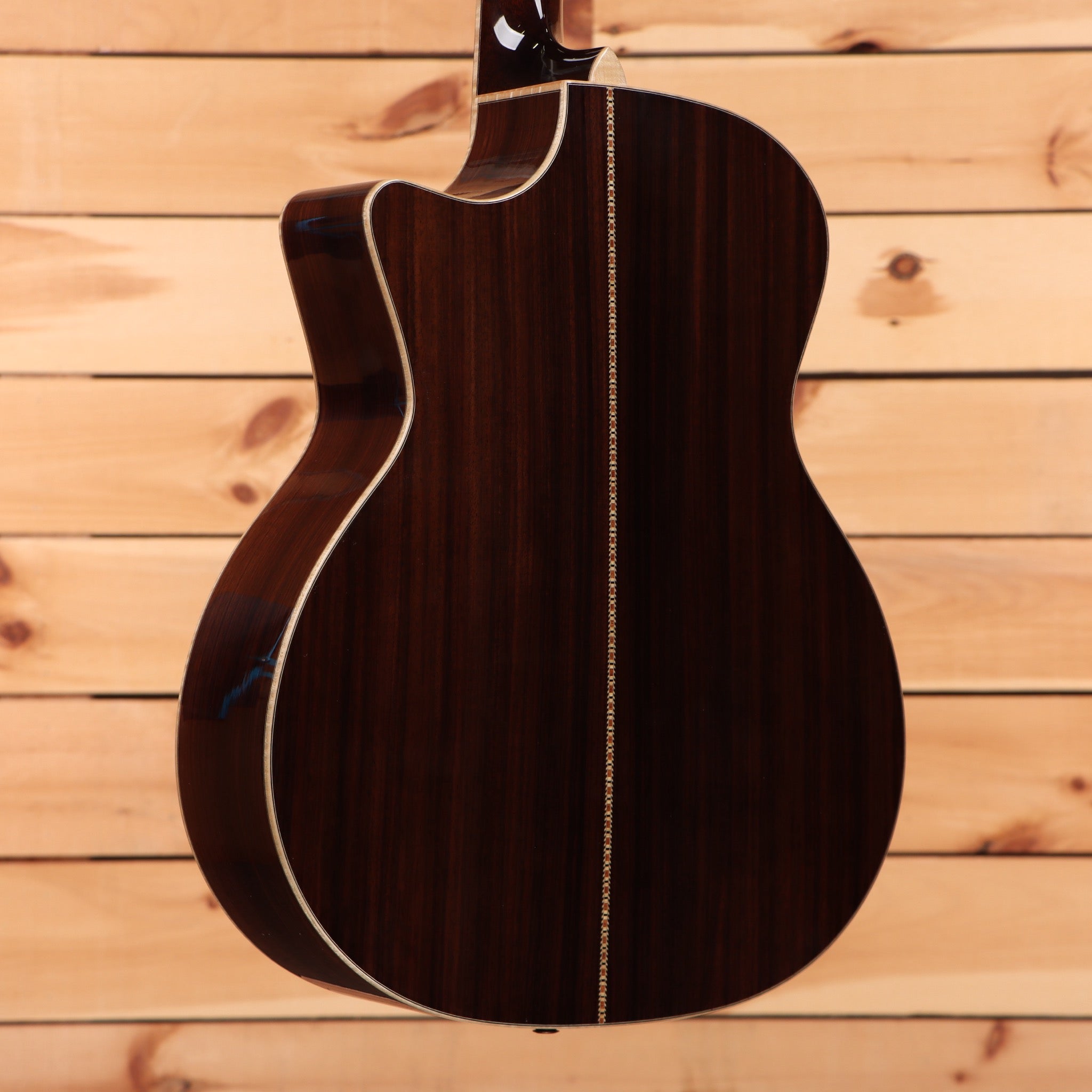 Eastman AC822CE acoustic guitar natural finish with rosewood back and sides cutaway