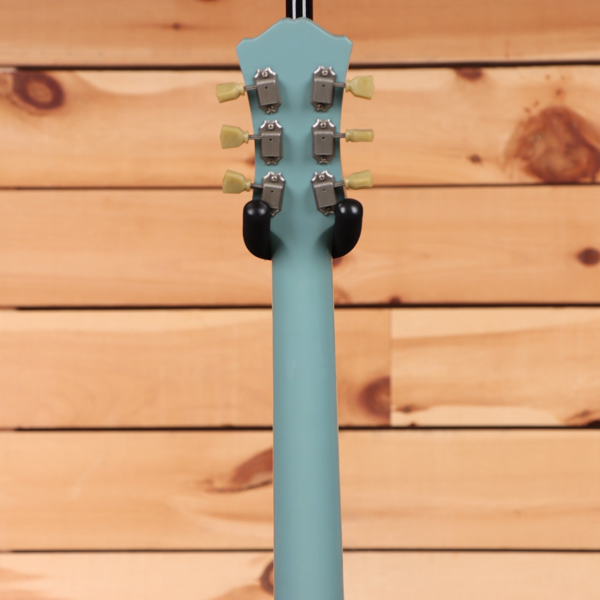 Eastman T60TV semi-hollow body electric guitar faded blue with chrome tuning machines