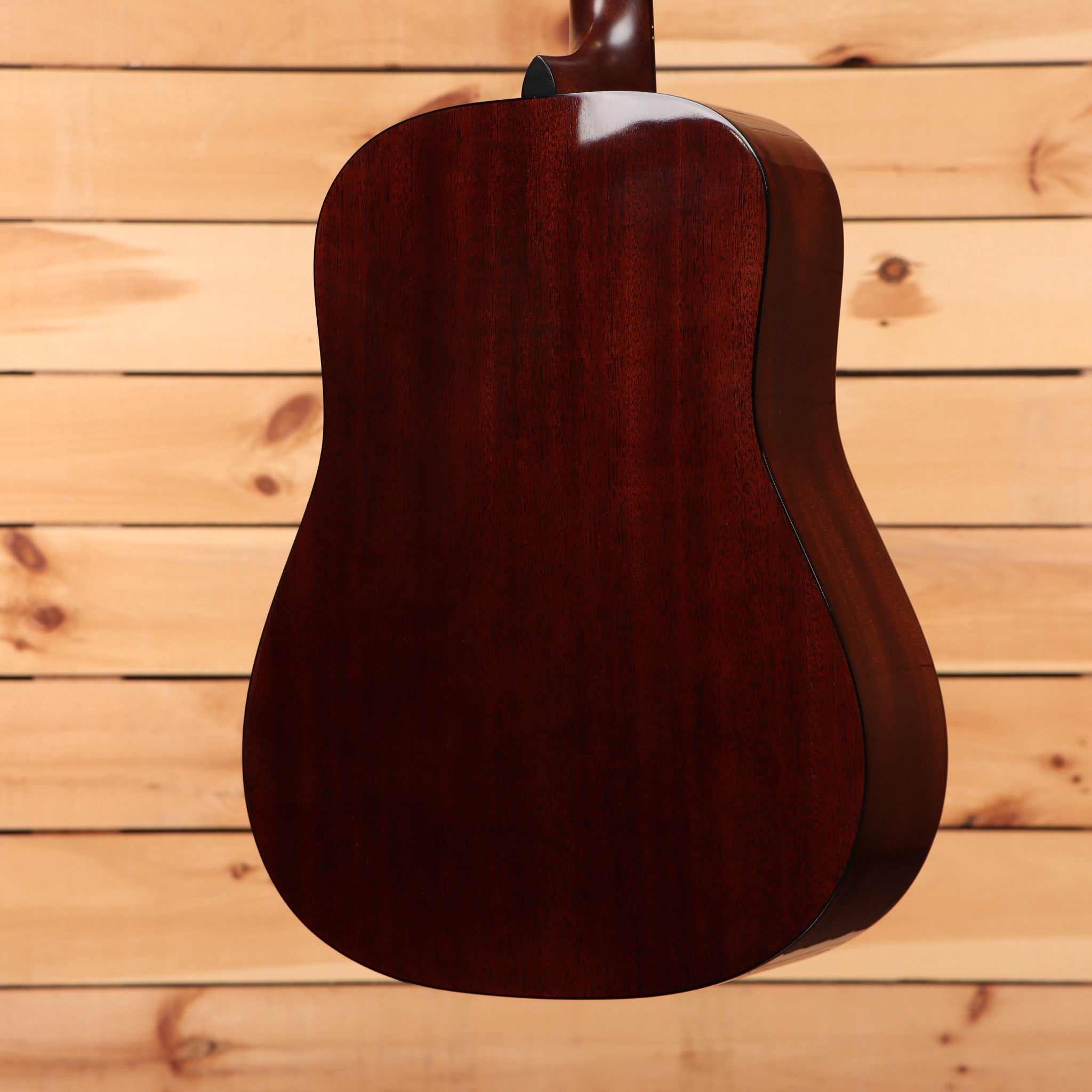 Martin DE Retro Plus dreadnought acoustic guitar Aging Toner finish with solid mahogany back and sides