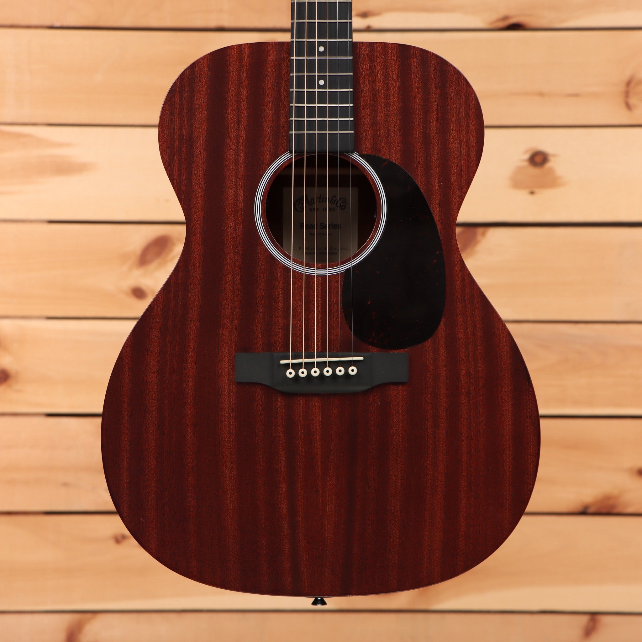 Martin 00-10E Road Series acoustic guitar natural finish pre-owned with rosewood back and sides