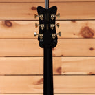 Pre-owned Gretsch G6134TG Limited Edition Paisley Penguin semi-hollow electric guitar gold paisley with gold hardware