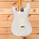 Fender American Ultra Luxe 50s Stratocaster electric guitar white with maple neck and single-coil pickups