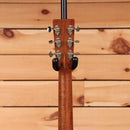 Martin 0028 acoustic guitar natural finish with chrome tuners and black endpin