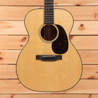 Martin 00-18 dreadnought acoustic guitar aging toner finish with black pickguard