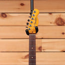 Fender American Ultra Luxe Vintage 60s Telecaster Custom electric guitar Lake Placid Blue with single-coil pickups