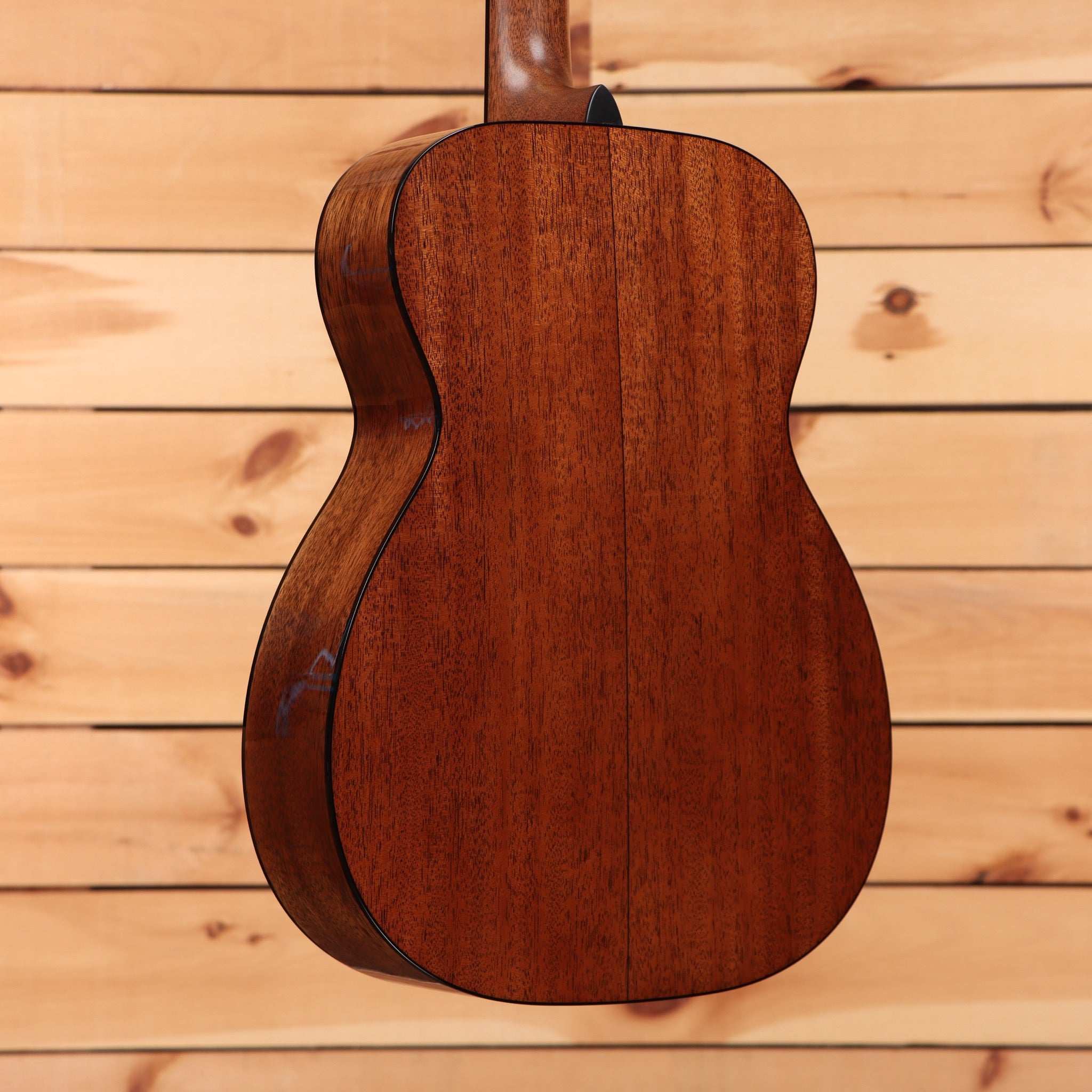 Martin 00-18 dreadnought acoustic guitar aging toner finish with mahogany back and sides