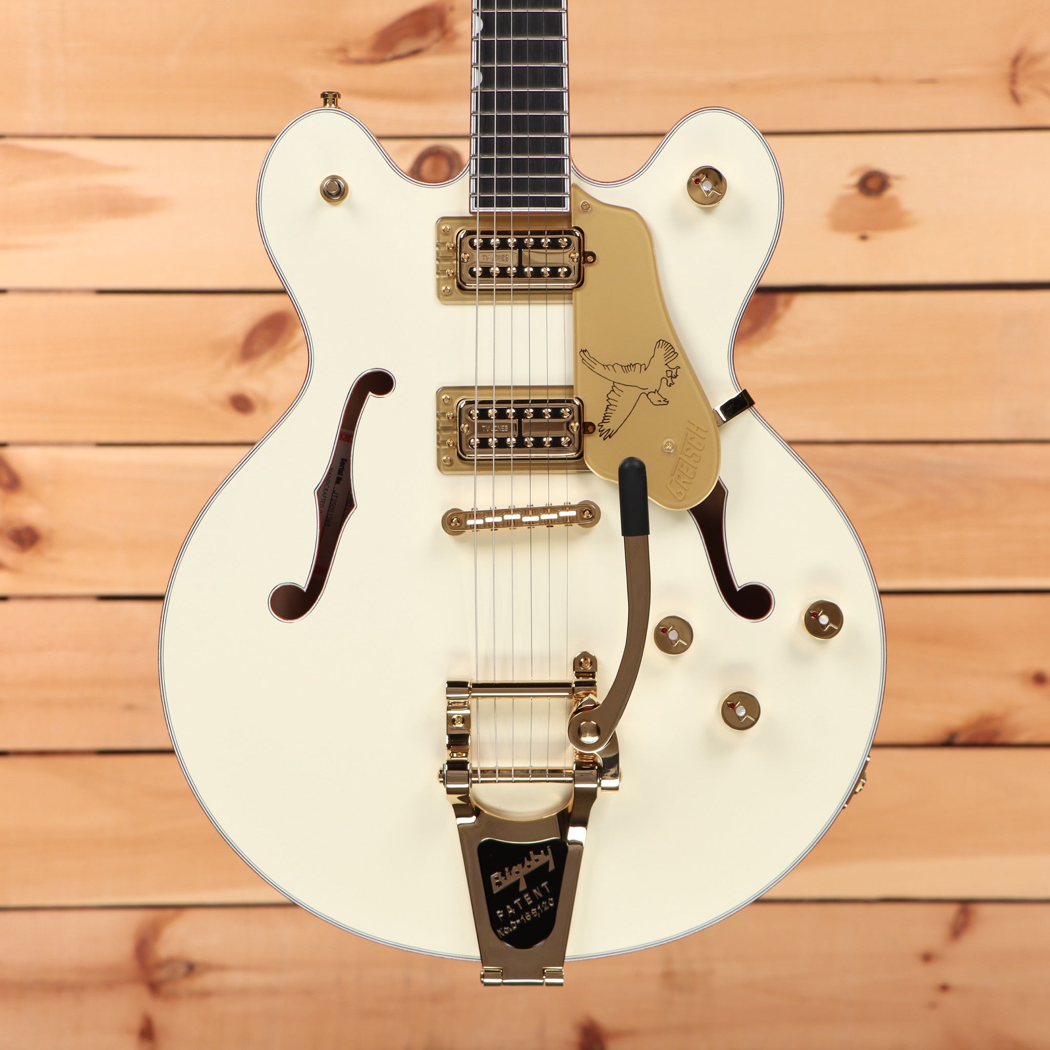 Gretsch Ltd Falcon Center Block Doublecut semi-hollow electric guitar Vintage White with Bigsby tremolo and gold hardware