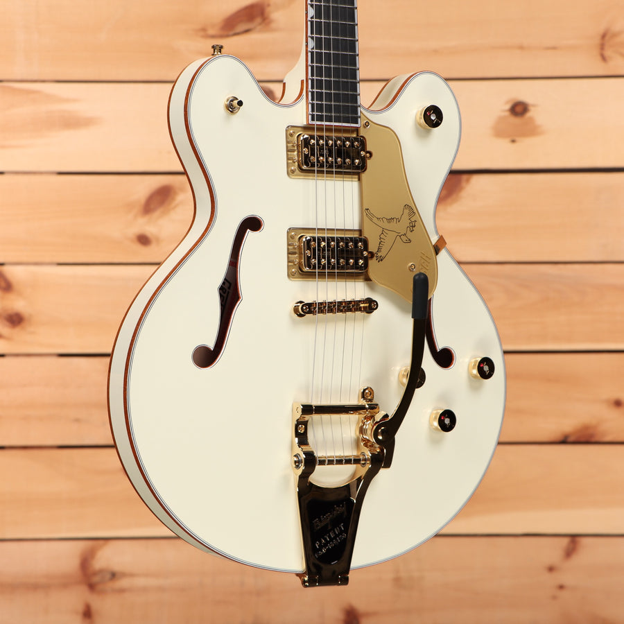 Gretsch Ltd Falcon Center Block Doublecut semi-hollow electric guitar Vintage White with Bigsby tremolo and gold hardware
