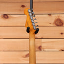 Fender Vintera II Road Worn 60s Stratocaster electric guitar Sonic Blue with single-coil pickups