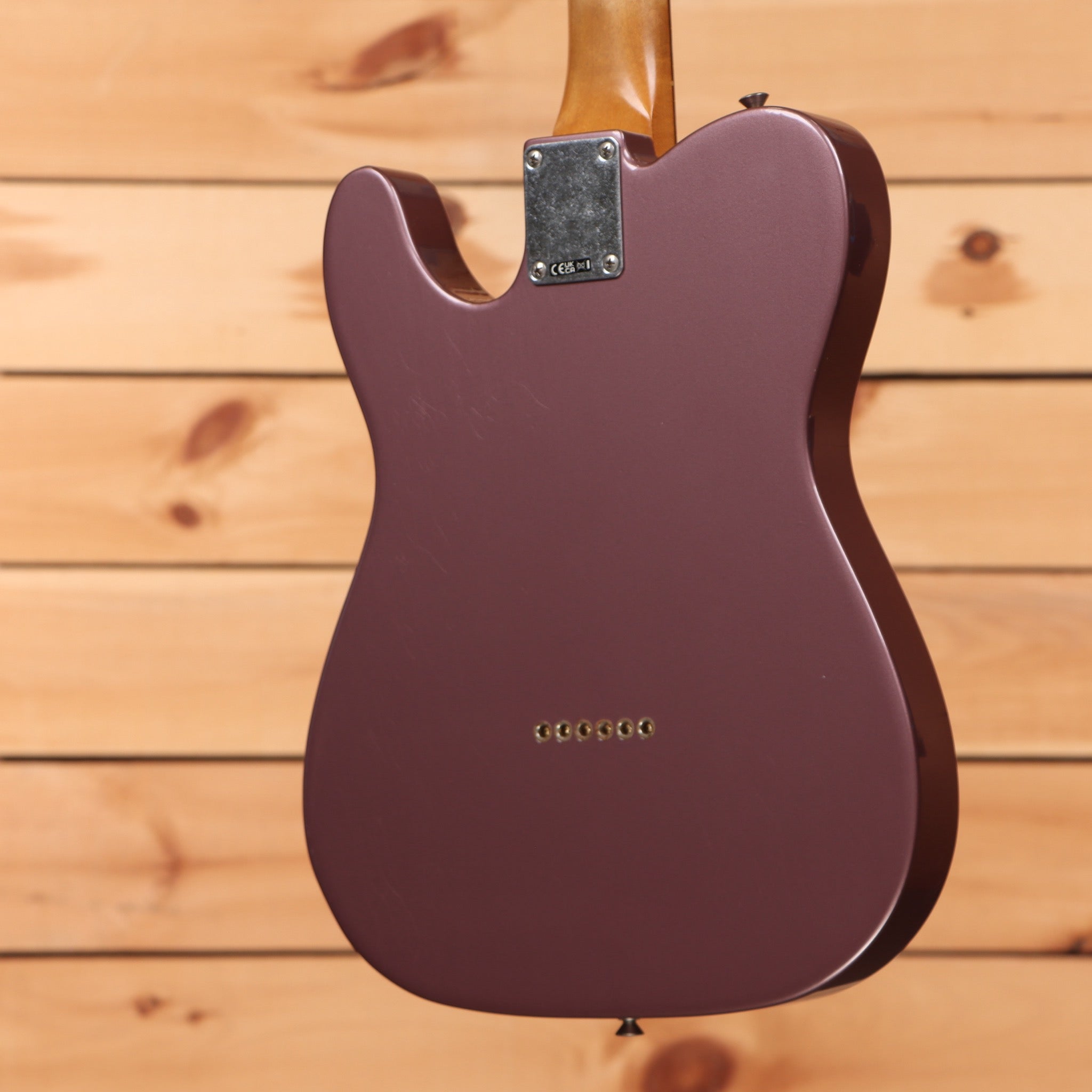 Fender Vintera II Road Worn 60s Telecaster electric guitar Burgundy Mist Metallic with single-coil pickups