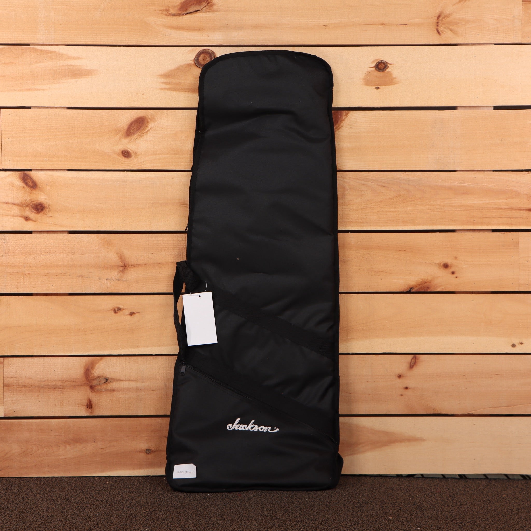 Jackson Pro Origins 1985 Sandimas SD1A electric guitar black gig bag with carry handle